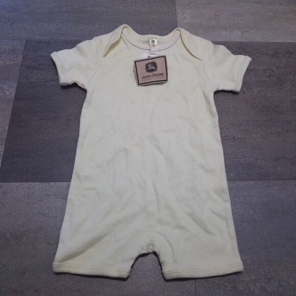 John Deere NWT Baby Onsie 12/18 months - Picture 1 of 3
